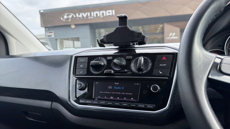 Volkswagen Up 1.0 65PS R-Line 5dr Petrol Hatchback